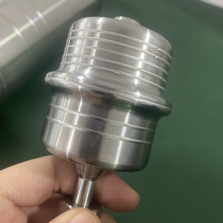 武漢金密激光激光焊接機焊接管道氣體濾芯效果杠杠的